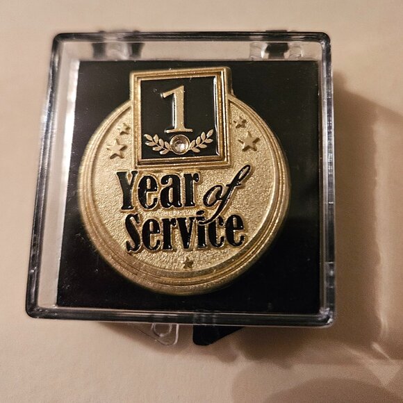 1 Year Service Pin - Picture 1 of 4